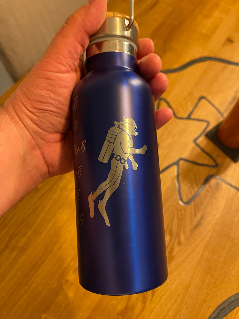 Personalisierte Doppelwandige Thermoskanne, 500ml Füllmenge in div. Farben