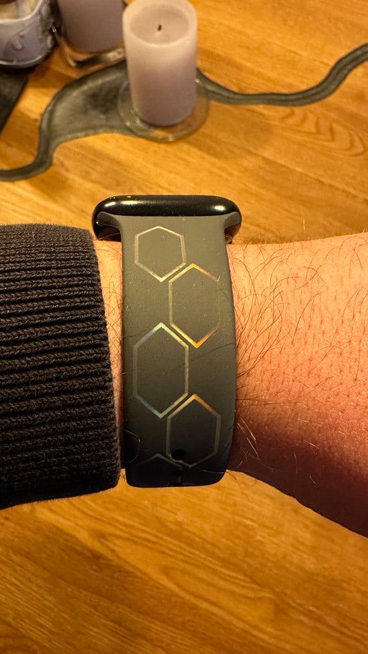 Siliconarmband für die Apple Watch in Schwarz, Grau, Weiß oder Braun mit Regenbogenfarben